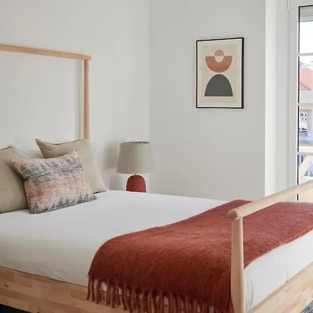 Deluxe At Amazing Prime Location, By Timecooler Apartment