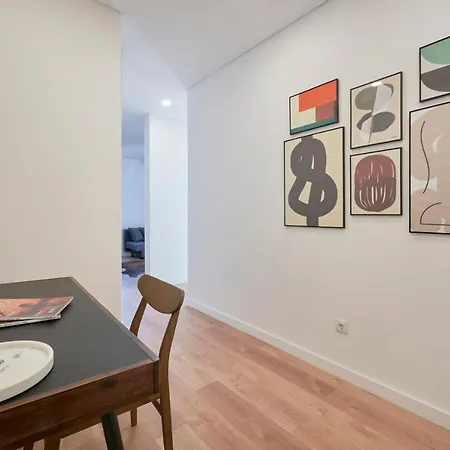 Deluxe At Amazing Prime Location, By Timecooler Apartment Lisbon