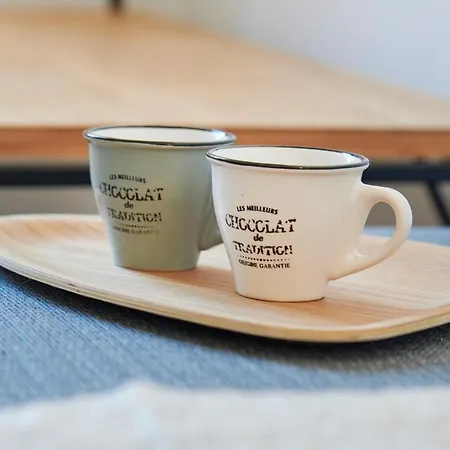 Deluxe At Amazing Prime Location, By Timecooler Apartment